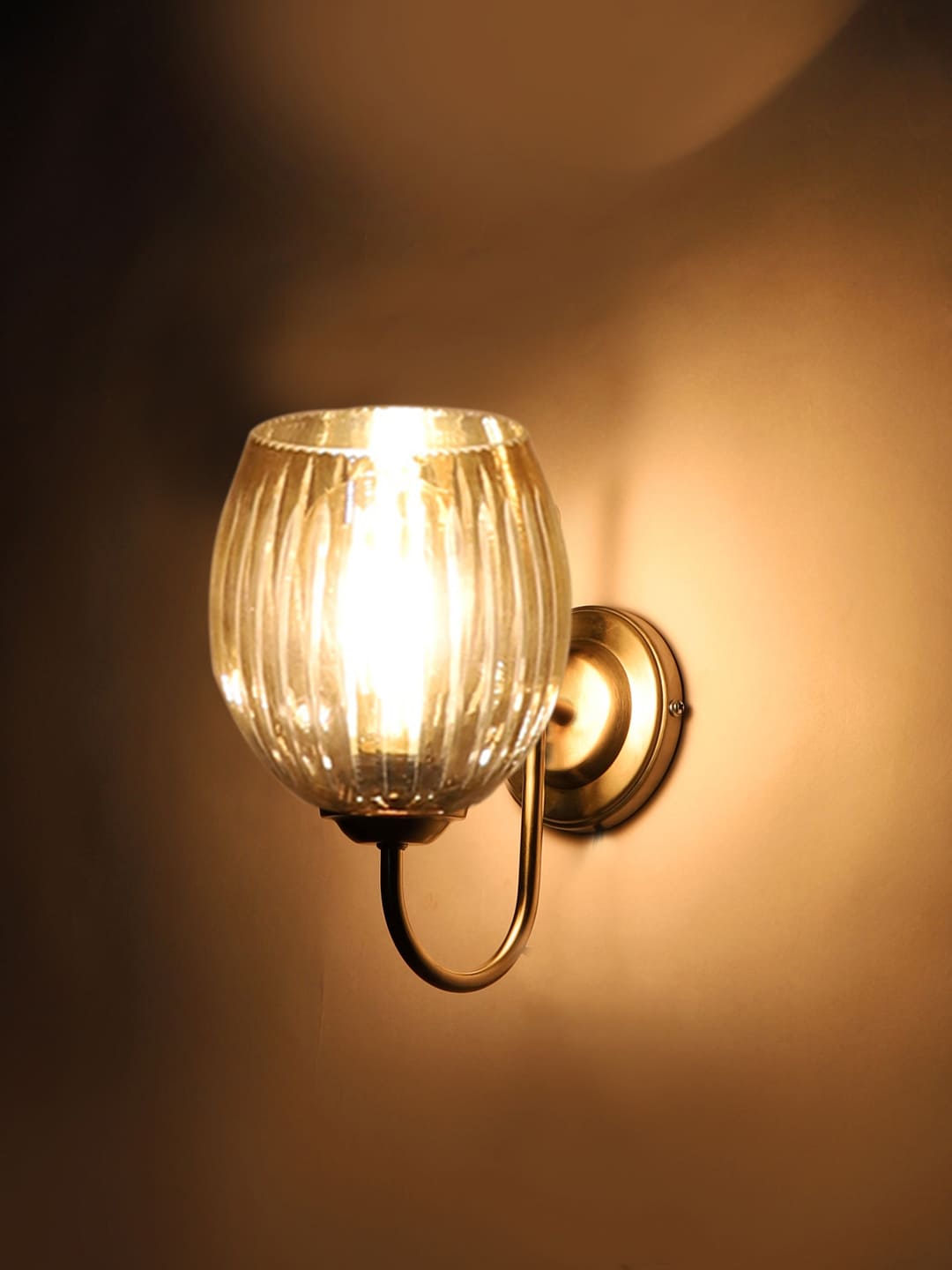Ambika Home Steel wall mounted lamp with Diamond Cut Smoke Glass | Modern Wall Light for Living Room Bedroom Hallway Lobby Staircase | Decorative Indoor Wall Sconce - Image 6