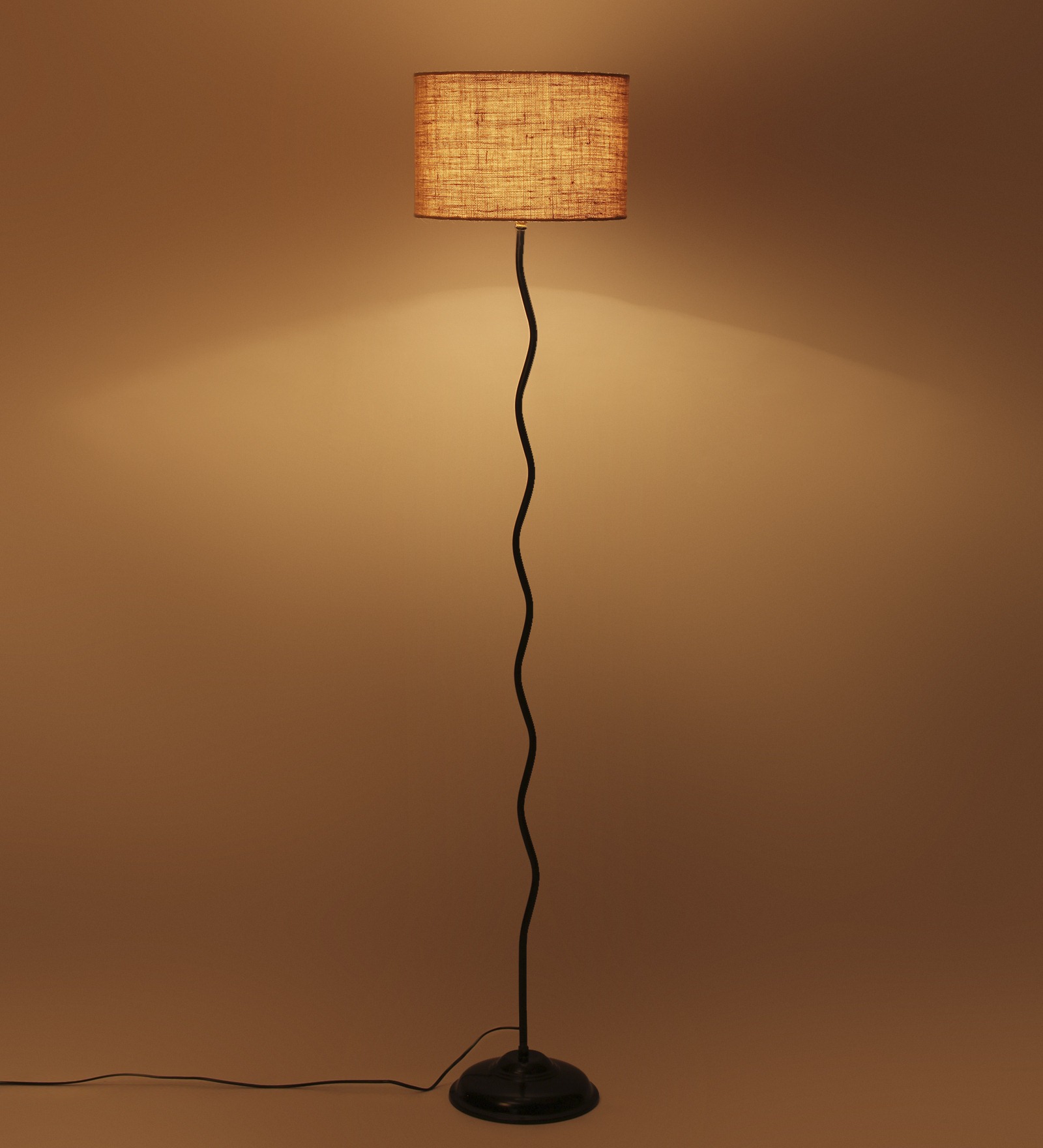 Ambika Home Beige Jute Zig Zag Floor Lamp | Modern Standing Lamp for Living Room, Bedroom & Home Decor - Image 3
