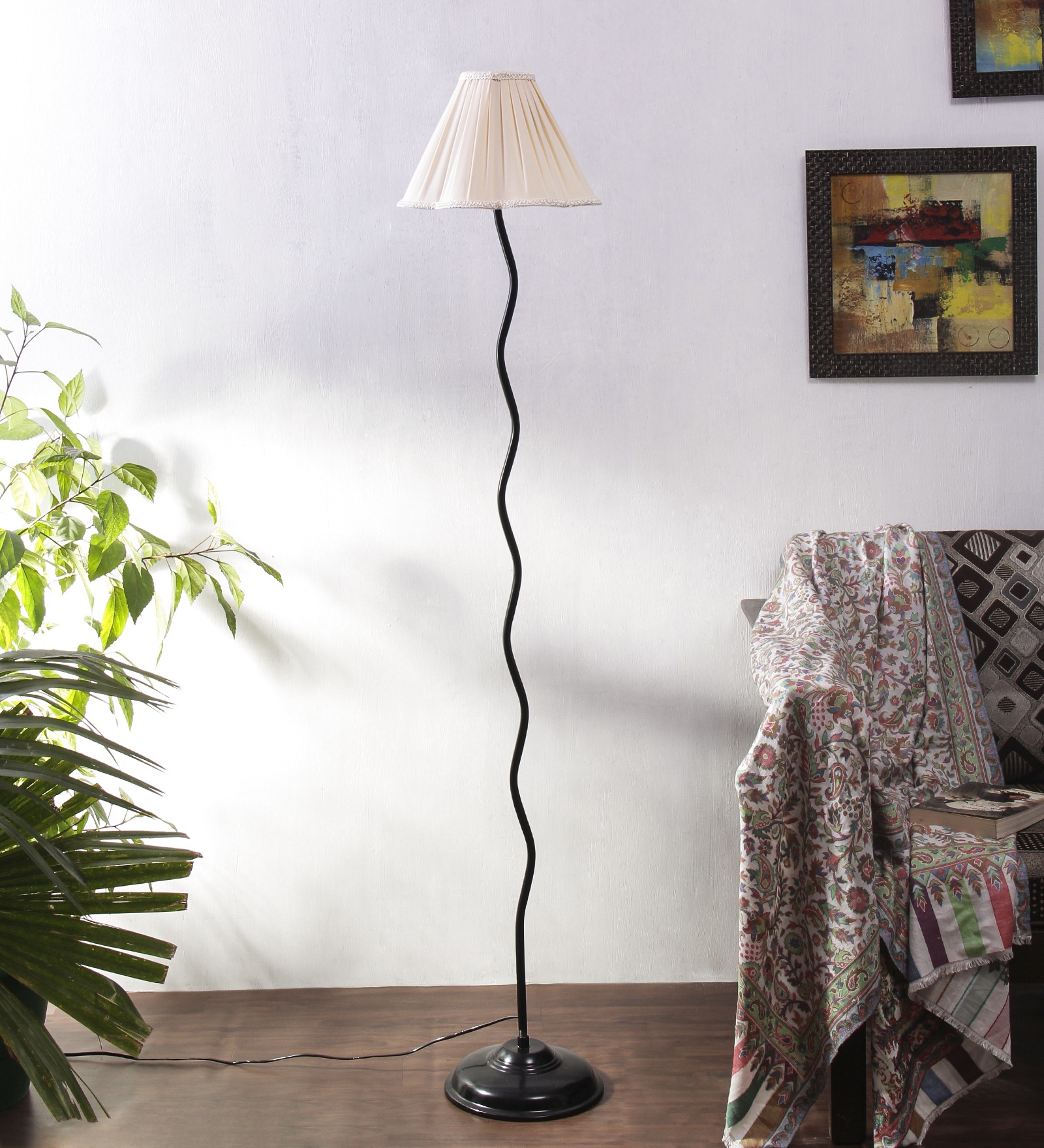 Ambika Home Off-white Cotton Zig Zag Floor Lamp | Modern Standing Lamp for Living Room, Bedroom & Home Decor - Image 2